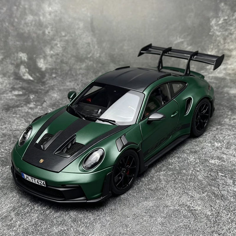 1:36 Porsche 911 992 GT3 RS Le – Model Kit Porsche 911 Bewertung und Preis